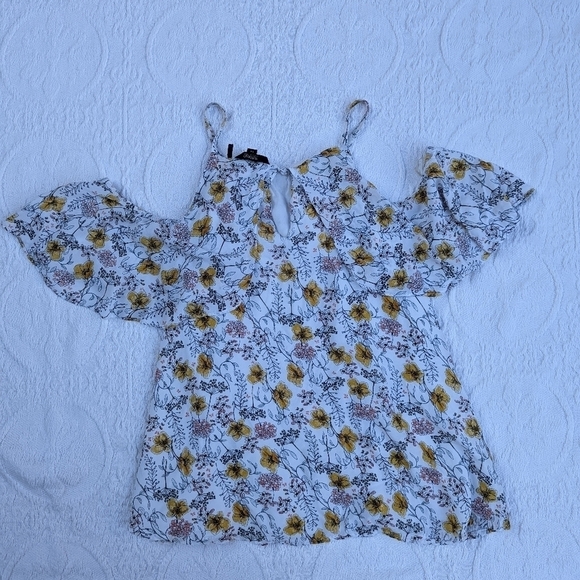 Buffalo║Floral Cold Shoulder Blouse║Size S - Picture 4 of 6